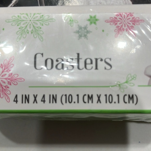 New Dolly Parton Sturdy Cardboard Round 8 Coasters 4” Round - Picture 6 of 7